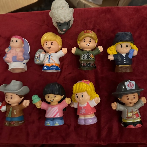 8 LP people and one - Picture 1 of 11